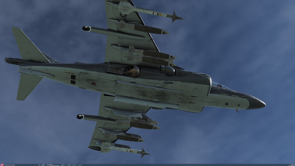 Razbam travaille sur les bombes JDAM sur leur AV-8B Harrier II 2